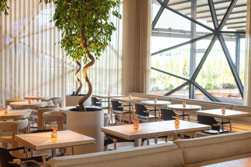 Ресторан Кофемания - Новая Рига Холл